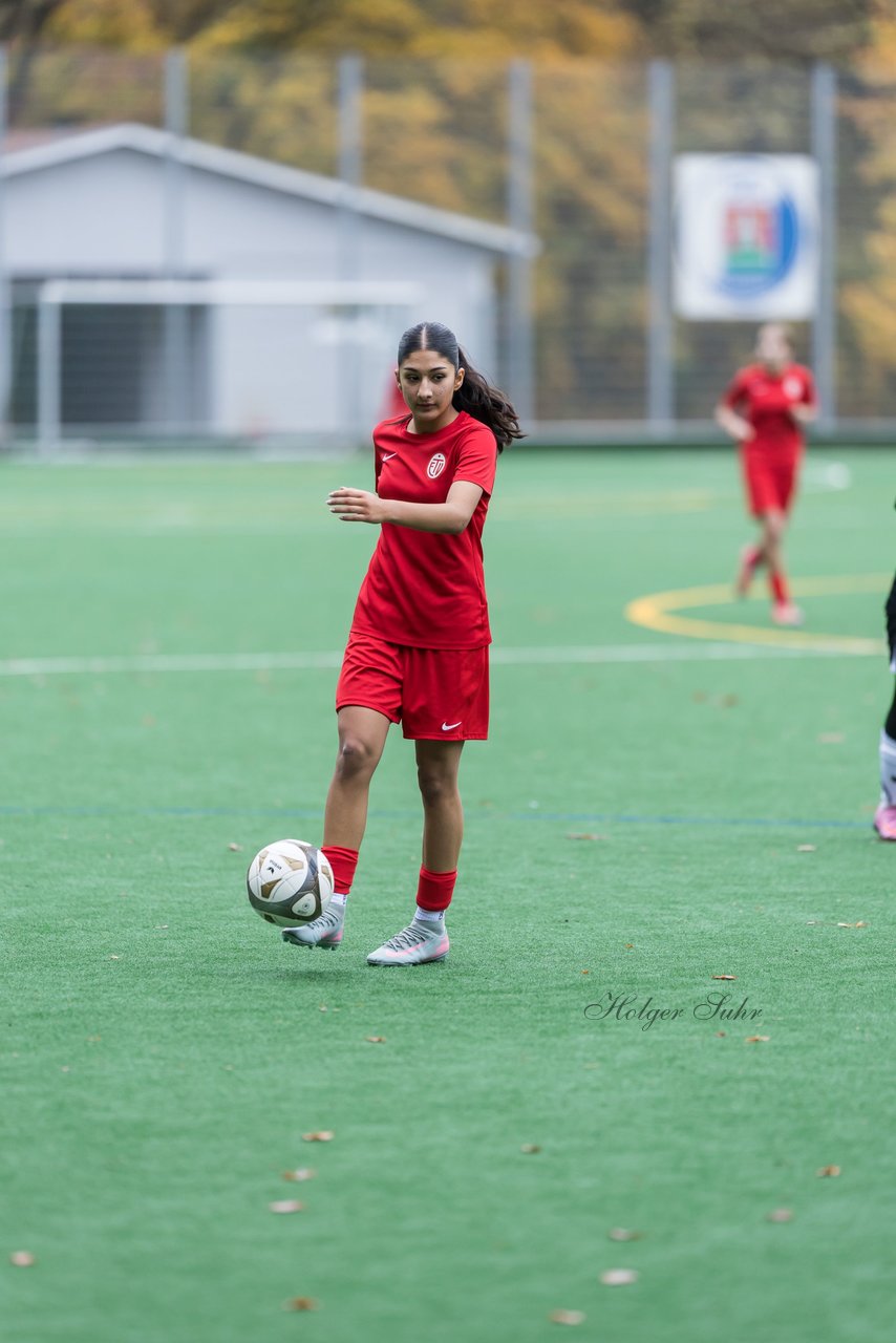 Bild 221 - wCJ VfL Pinneberg - Eimsbuettler TV : Ergebnis: 0:3